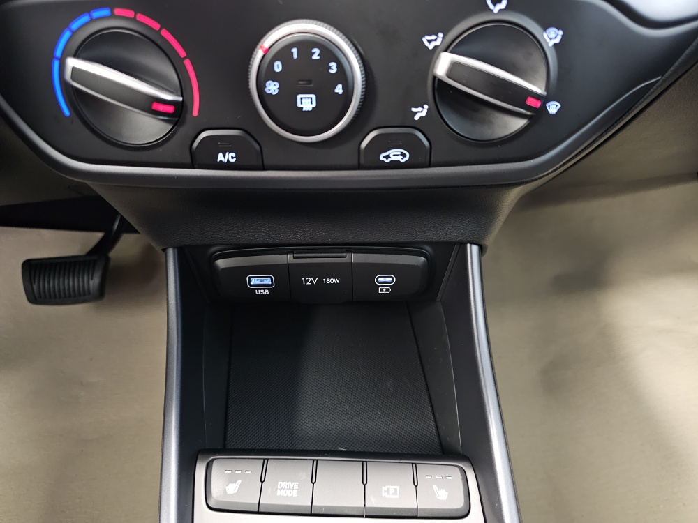 Hyundai i20 bei Hoffmann Automobile in Wolfsburg kaufen und sofort mitnehmen - Bild 7