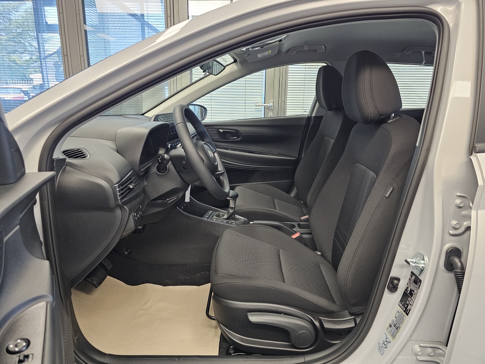 Hyundai i20 bei Hoffmann Automobile in Wolfsburg kaufen und sofort mitnehmen - Bild 22