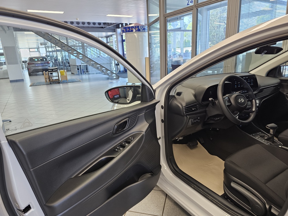 Hyundai i20 bei Hoffmann Automobile in Wolfsburg kaufen und sofort mitnehmen - Bild 23