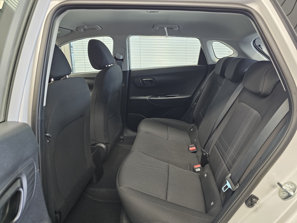 Hyundai i20 bei Hoffmann Automobile in Wolfsburg kaufen und sofort mitnehmen - Bild 4