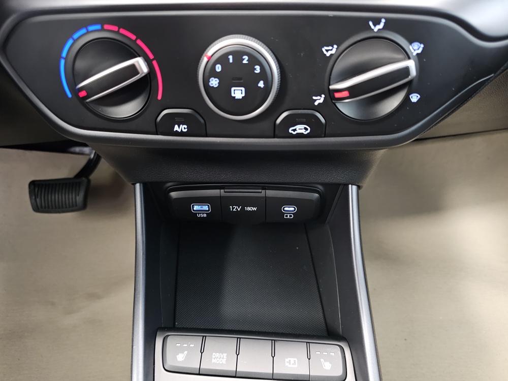 Hyundai i20 bei Hoffmann Automobile in Wolfsburg kaufen und sofort mitnehmen - Bild 7