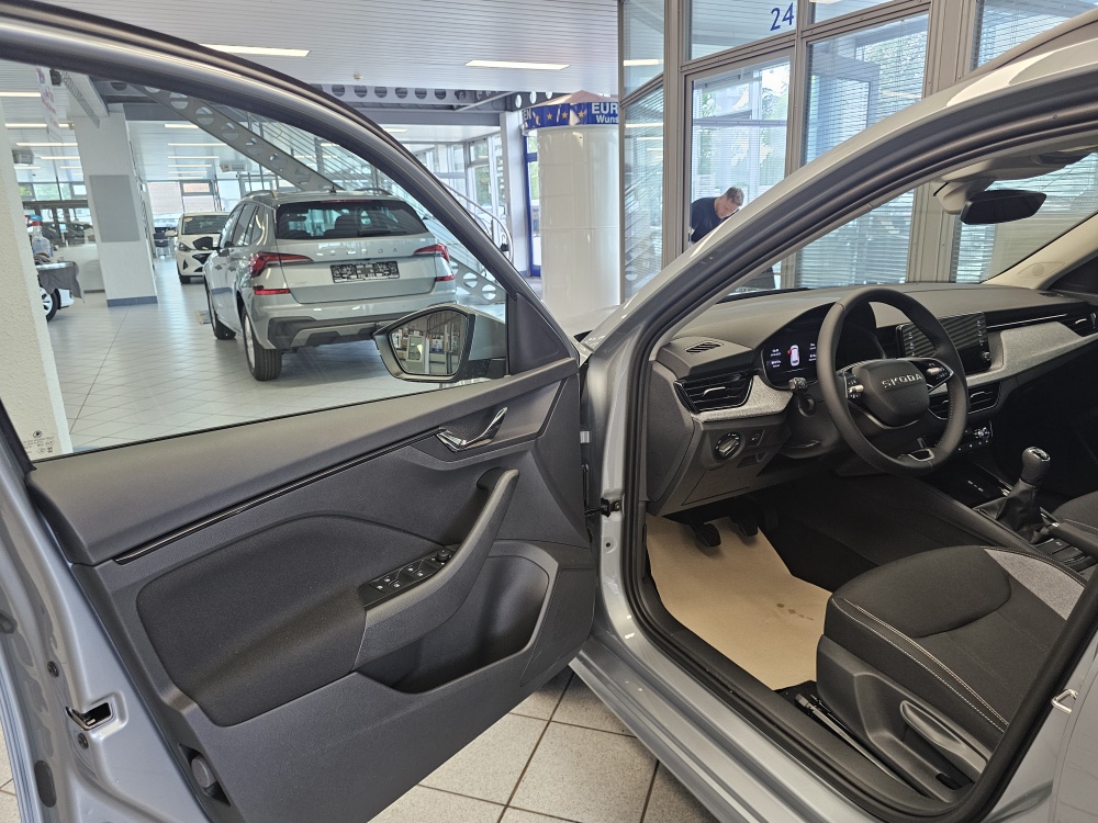 Skoda Kamiq bei Hoffmann Automobile in Wolfsburg kaufen und sofort mitnehmen - Bild 23