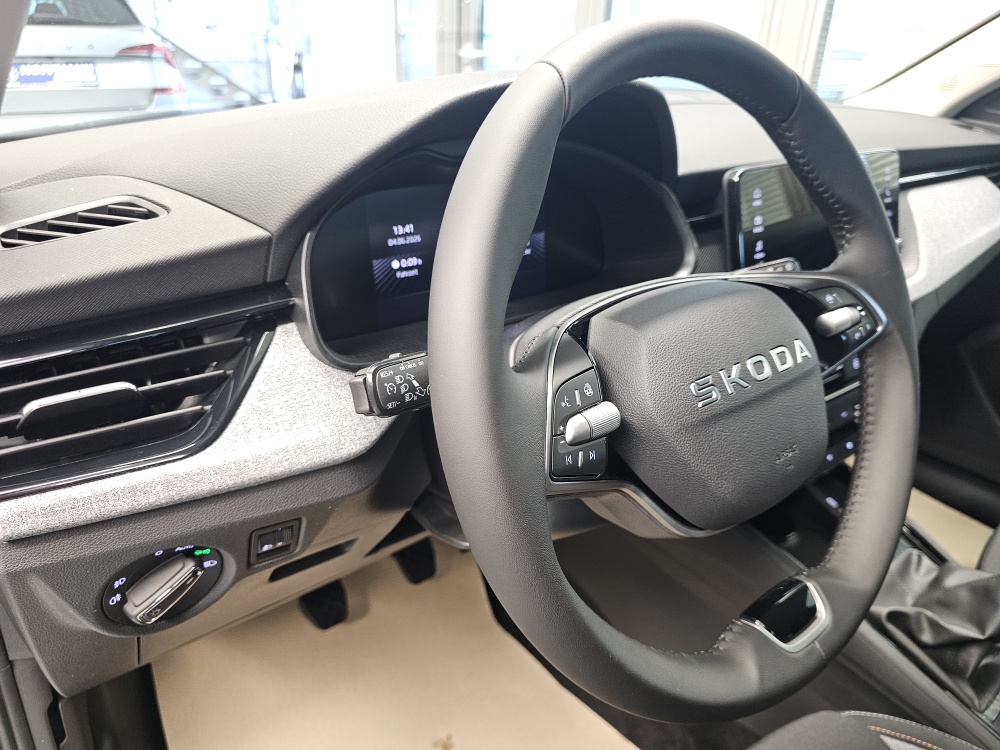 Skoda Kamiq bei Hoffmann Automobile in Wolfsburg kaufen und sofort mitnehmen - Bild 23