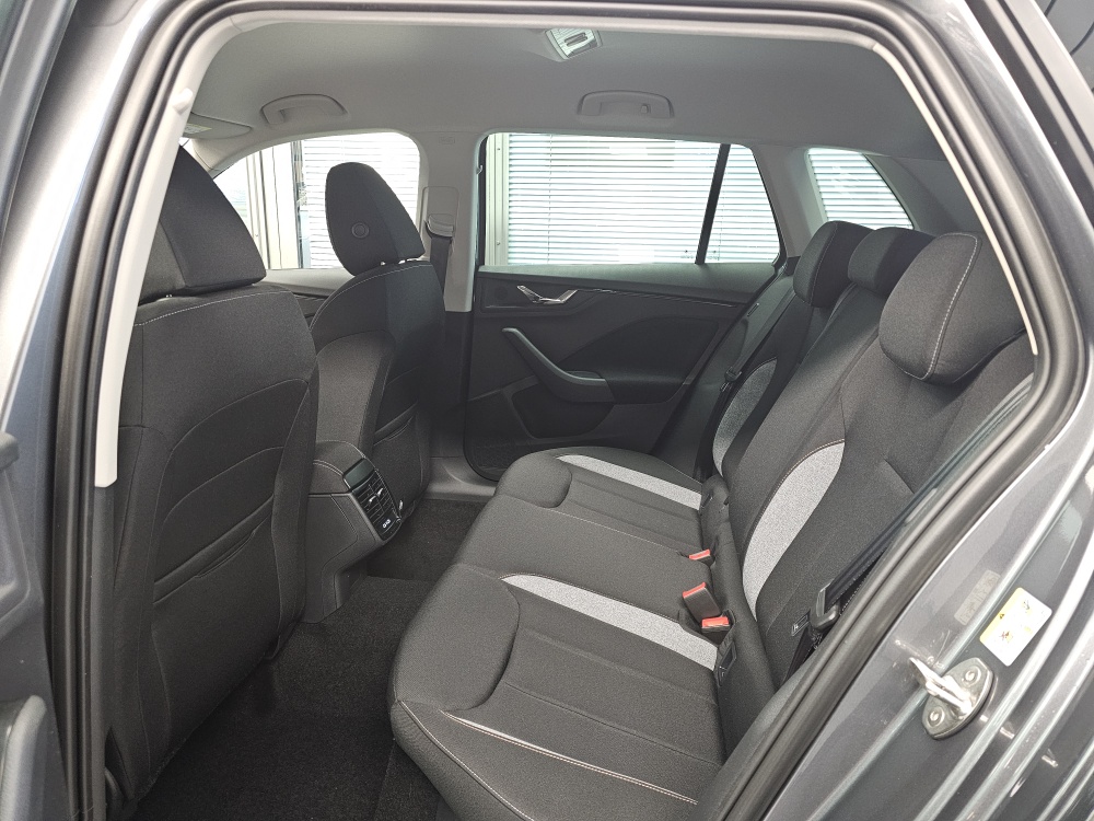 Skoda Kamiq bei Hoffmann Automobile in Wolfsburg kaufen und sofort mitnehmen - Bild 6