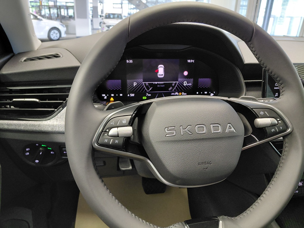Skoda Kamiq bei Hoffmann Automobile in Wolfsburg kaufen und sofort mitnehmen - Bild 17