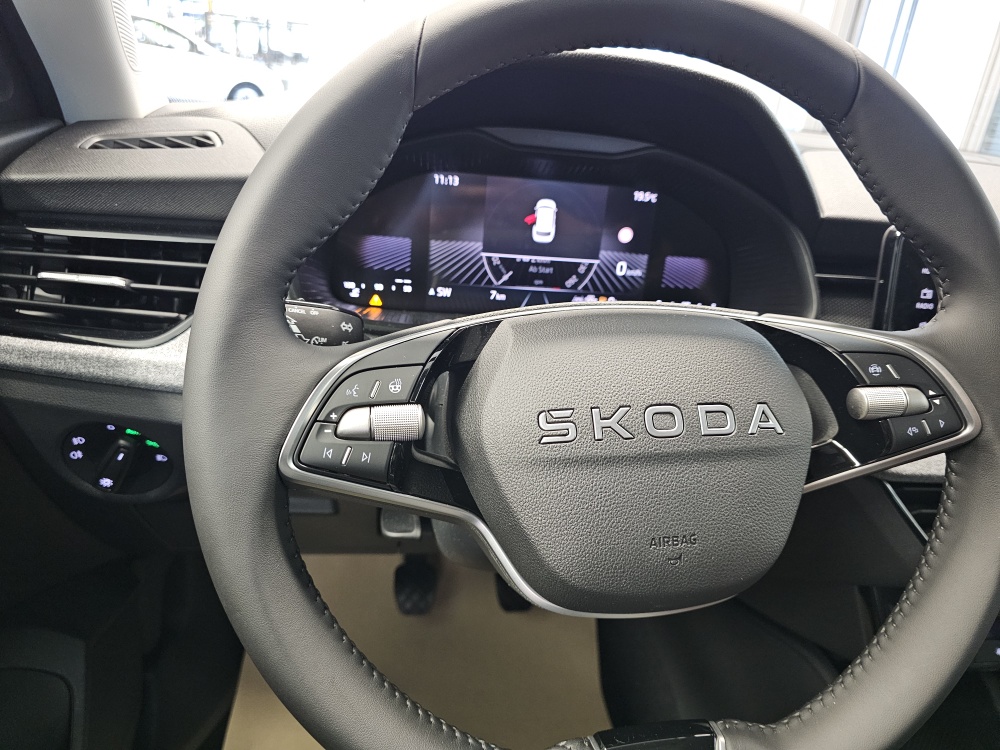 Skoda Kamiq bei Hoffmann Automobile in Wolfsburg kaufen und sofort mitnehmen - Bild 18