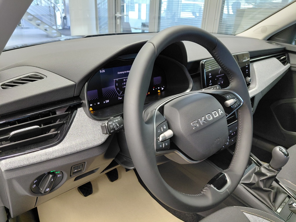 Skoda Kamiq bei Hoffmann Automobile in Wolfsburg kaufen und sofort mitnehmen - Bild 21