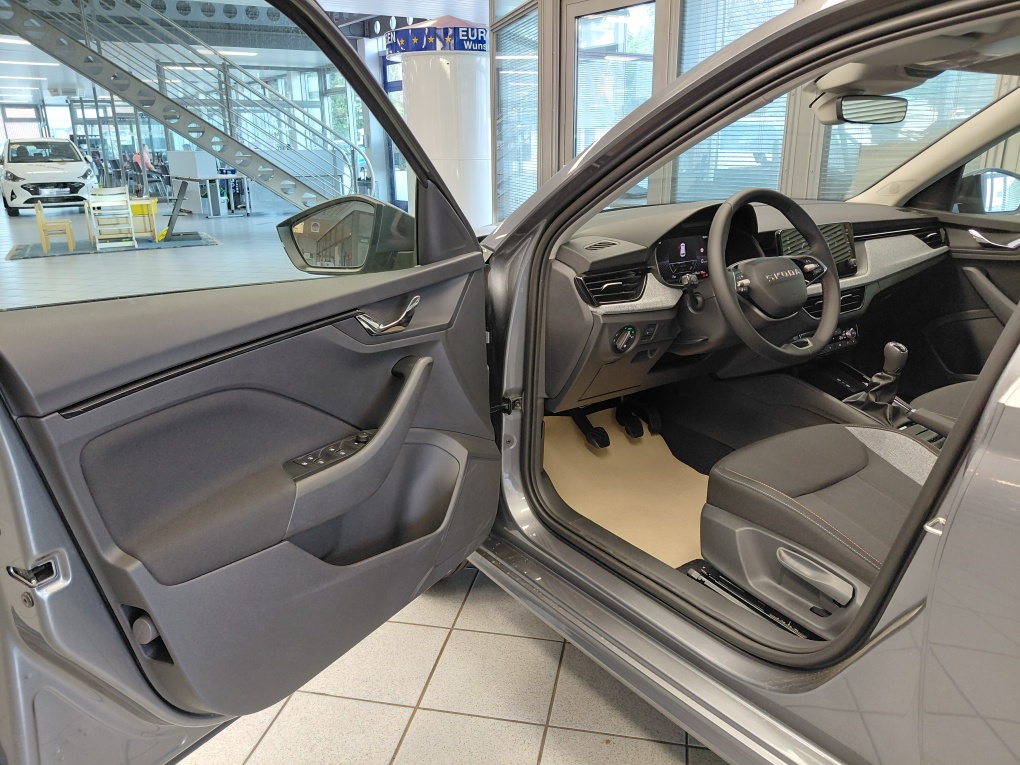 Skoda Kamiq bei Hoffmann Automobile in Wolfsburg kaufen und sofort mitnehmen - Bild 23