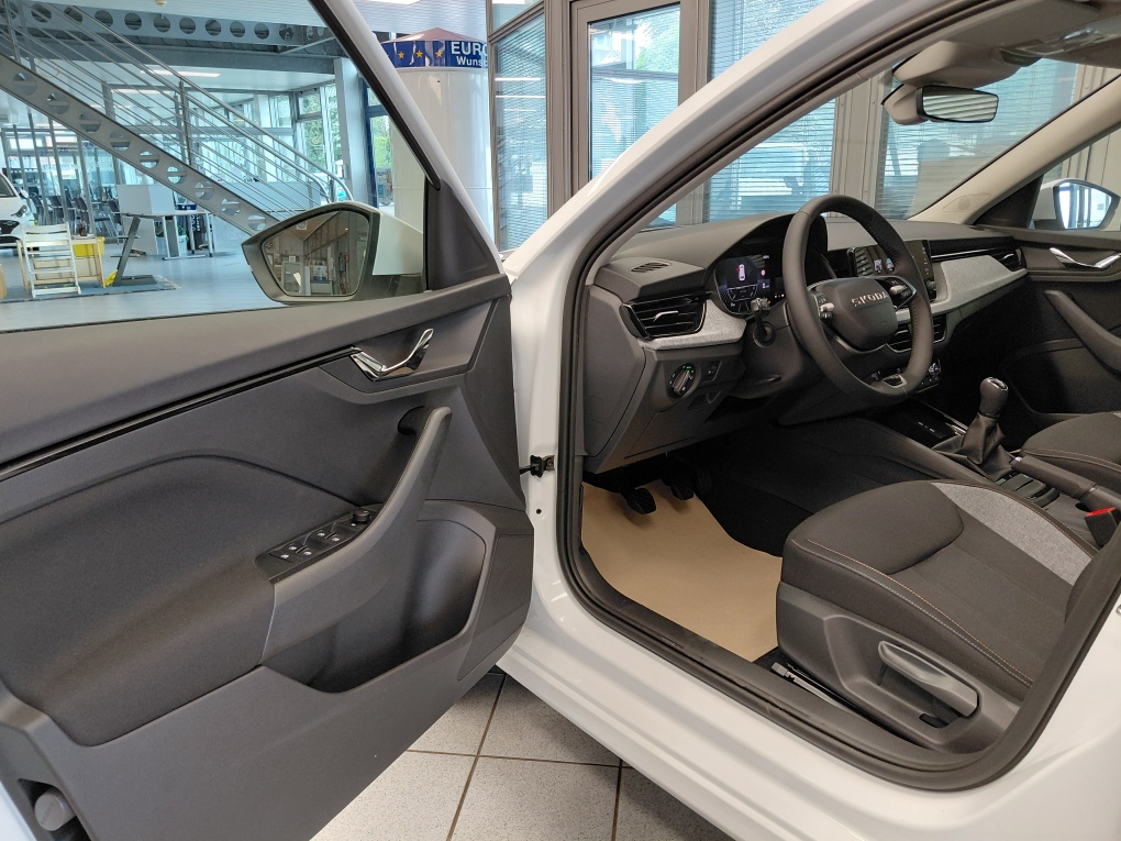 Skoda Kamiq bei Hoffmann Automobile in Wolfsburg kaufen und sofort mitnehmen - Bild 22