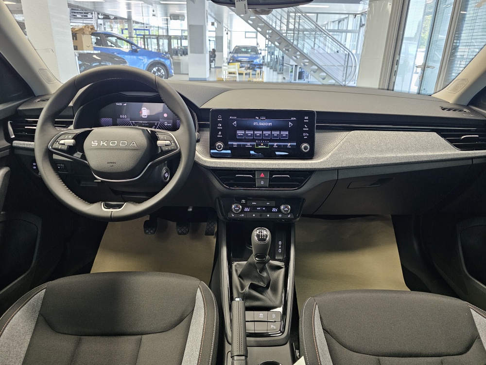 Skoda Kamiq bei Hoffmann Automobile in Wolfsburg kaufen und sofort mitnehmen - Bild 6