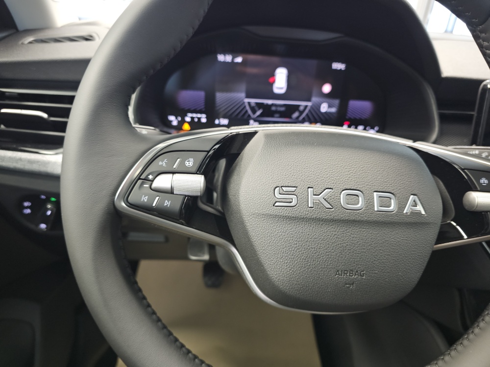 Skoda Kamiq bei Hoffmann Automobile in Wolfsburg kaufen und sofort mitnehmen - Bild 19