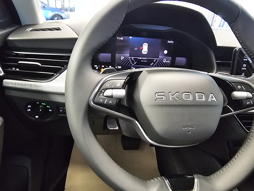 Skoda Kamiq bei Hoffmann Automobile in Wolfsburg kaufen und sofort mitnehmen - Bild 15