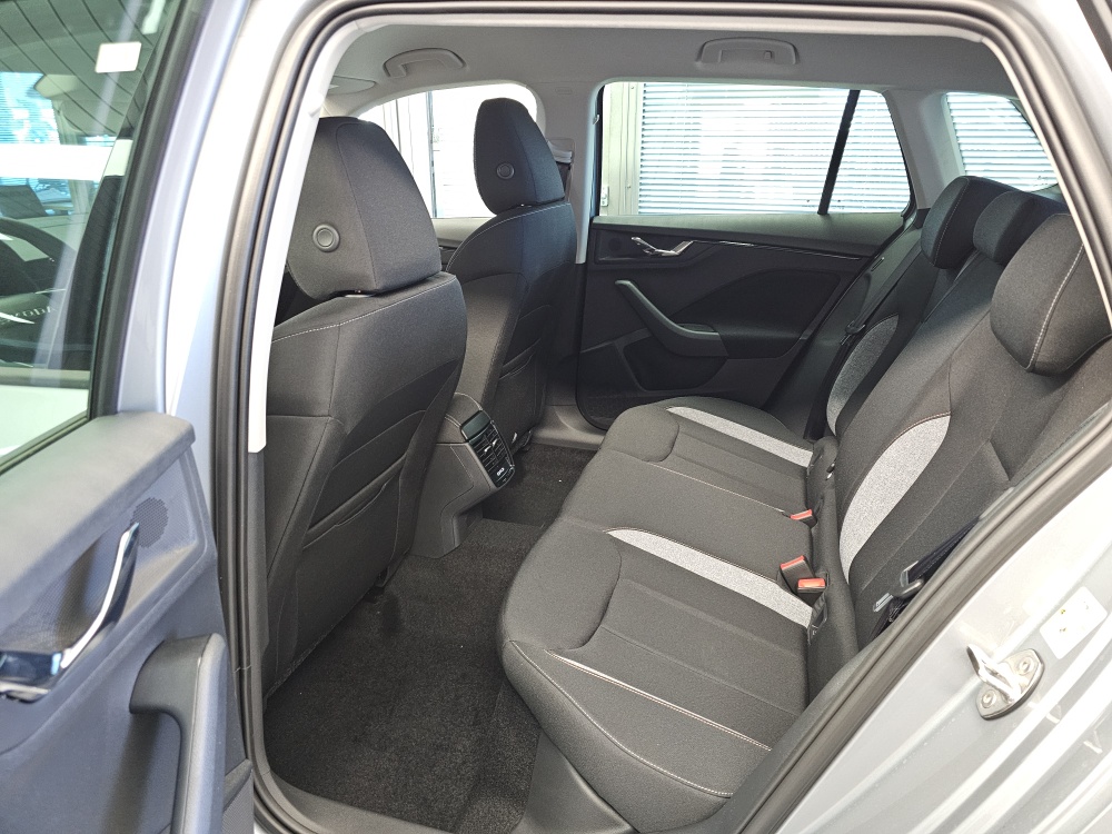 Skoda Kamiq bei Hoffmann Automobile in Wolfsburg kaufen und sofort mitnehmen - Bild 4