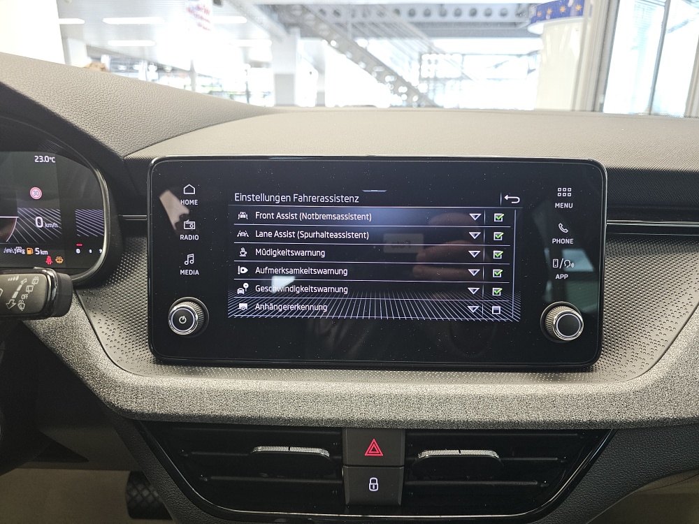 Skoda Kamiq bei Hoffmann Automobile in Wolfsburg kaufen und sofort mitnehmen - Bild 13
