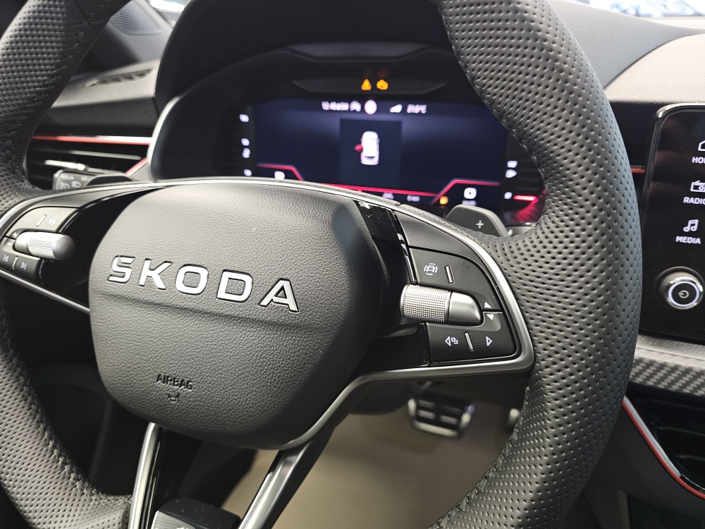 Skoda Kamiq bei Hoffmann Automobile in Wolfsburg kaufen und sofort mitnehmen - Bild 16