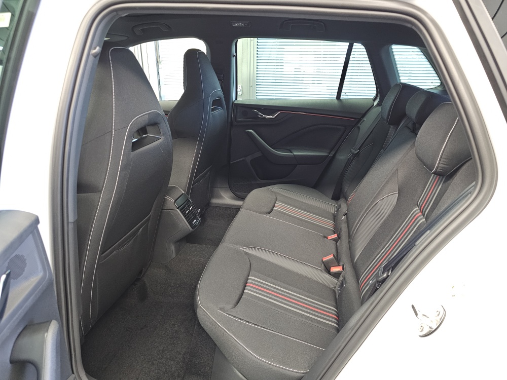 Skoda Kamiq bei Hoffmann Automobile in Wolfsburg kaufen und sofort mitnehmen - Bild 4