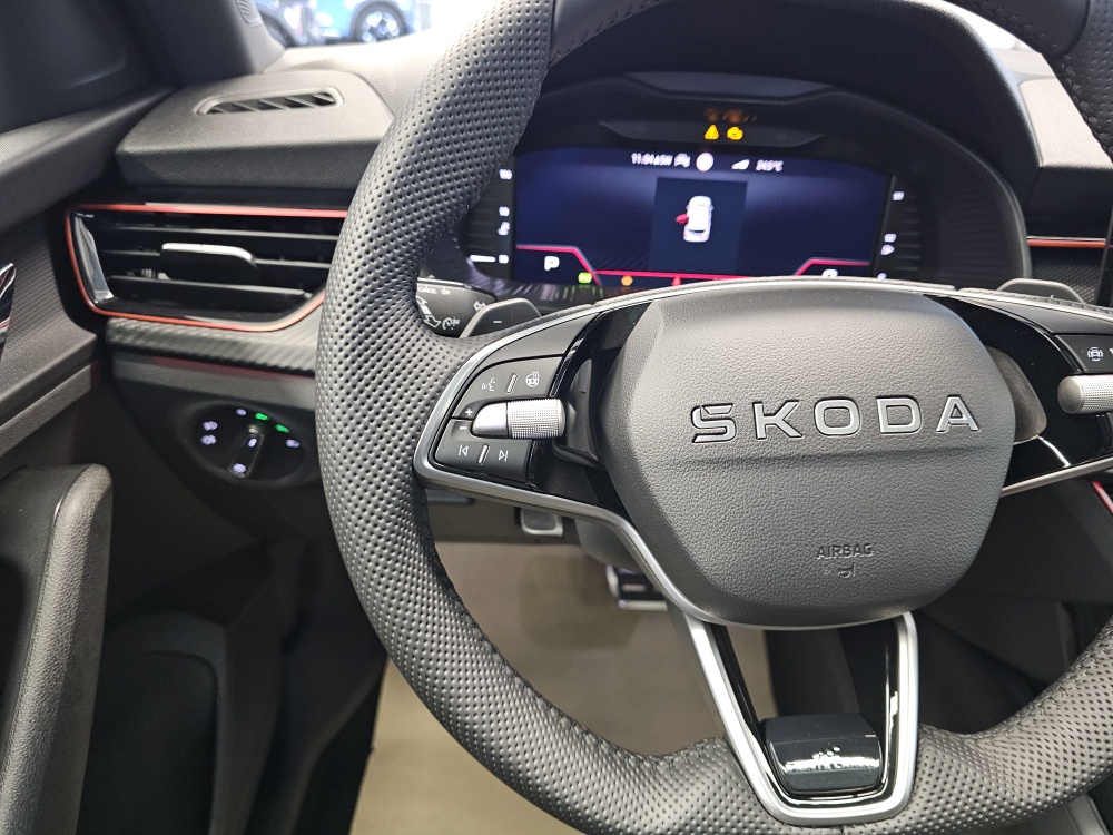 Skoda Kamiq bei Hoffmann Automobile in Wolfsburg kaufen und sofort mitnehmen - Bild 15
