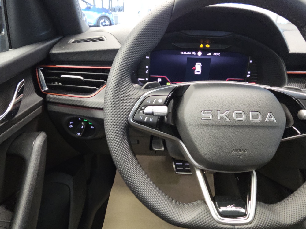 Skoda Kamiq bei Hoffmann Automobile in Wolfsburg kaufen und sofort mitnehmen - Bild 17