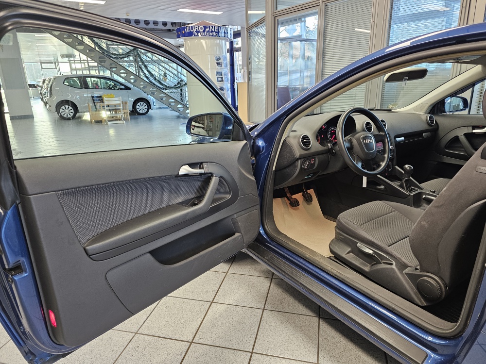 Audi A3 Sportback  bei Hoffmann Automobile in Wolfsburg kaufen und sofort mitnehmen - Bild 15