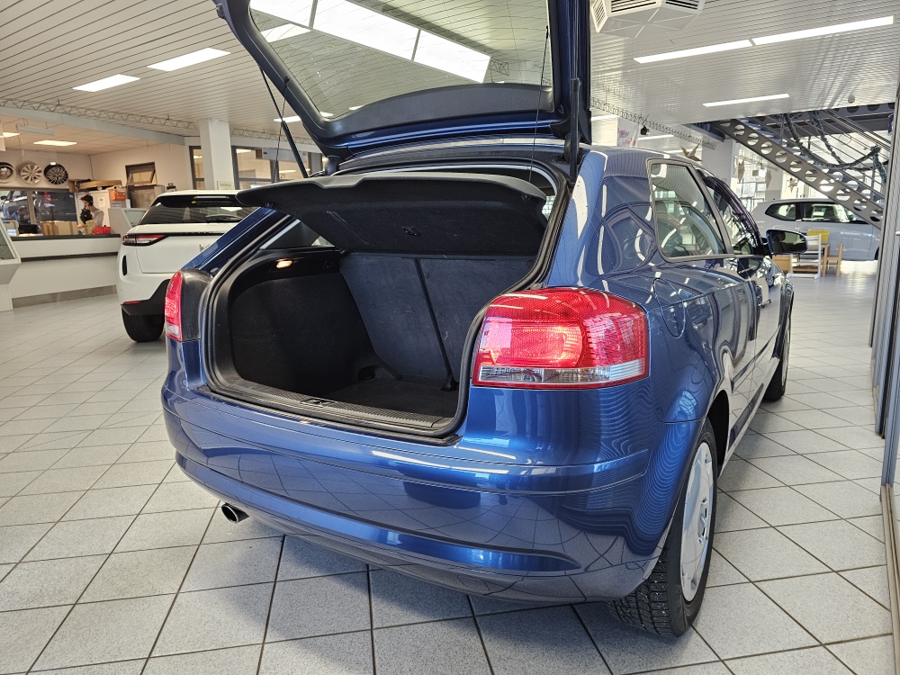 Audi A3 Sportback  bei Hoffmann Automobile in Wolfsburg kaufen und sofort mitnehmen - Bild 2