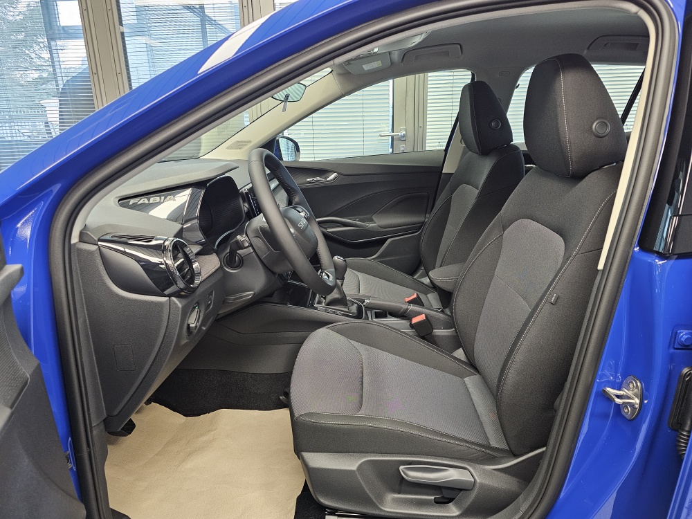 Skoda Fabia bei Hoffmann Automobile in Wolfsburg kaufen und sofort mitnehmen - Bild 20