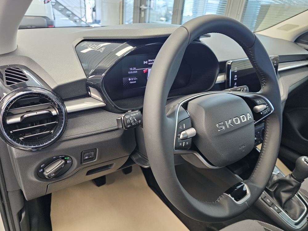 Skoda Fabia bei Hoffmann Automobile in Wolfsburg kaufen und sofort mitnehmen - Bild 19