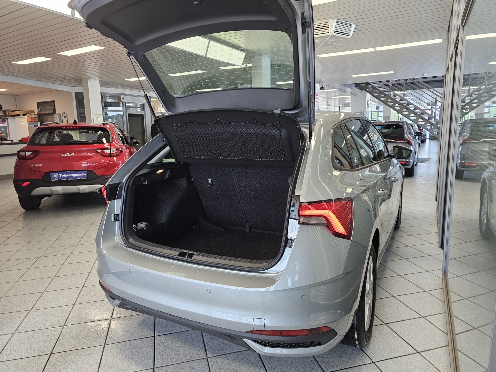 Skoda Scala bei Hoffmann Automobile in Wolfsburg kaufen und sofort mitnehmen - Bild 2