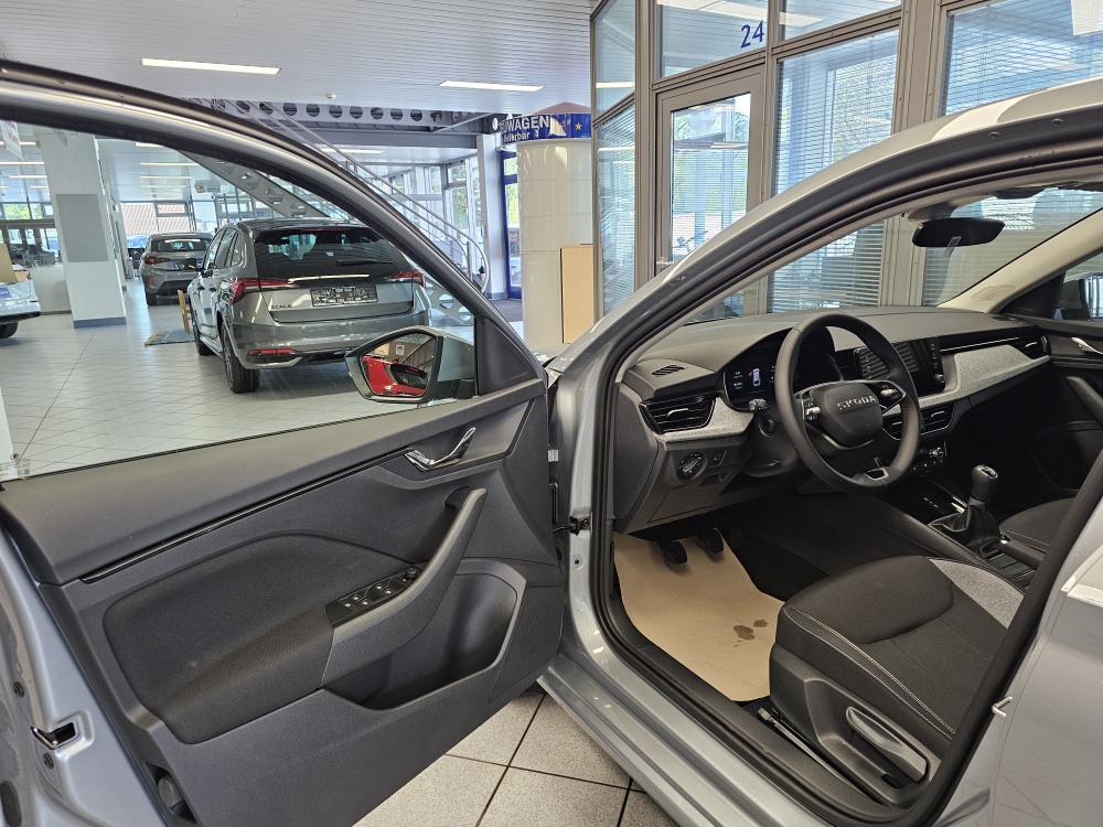 Skoda Scala bei Hoffmann Automobile in Wolfsburg kaufen und sofort mitnehmen - Bild 22