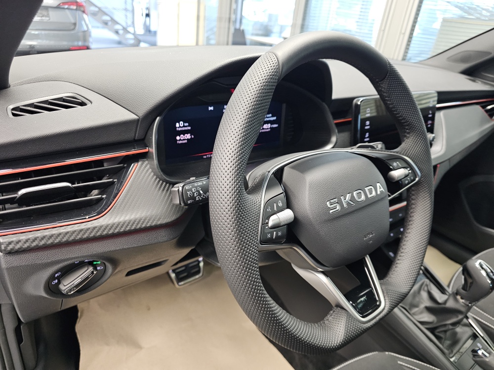 Skoda Scala bei Hoffmann Automobile in Wolfsburg kaufen und sofort mitnehmen - Bild 25