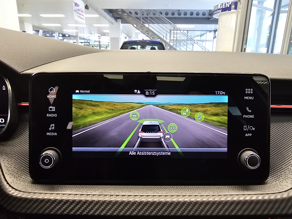 Skoda Scala bei Hoffmann Automobile in Wolfsburg kaufen und sofort mitnehmen - Bild 18
