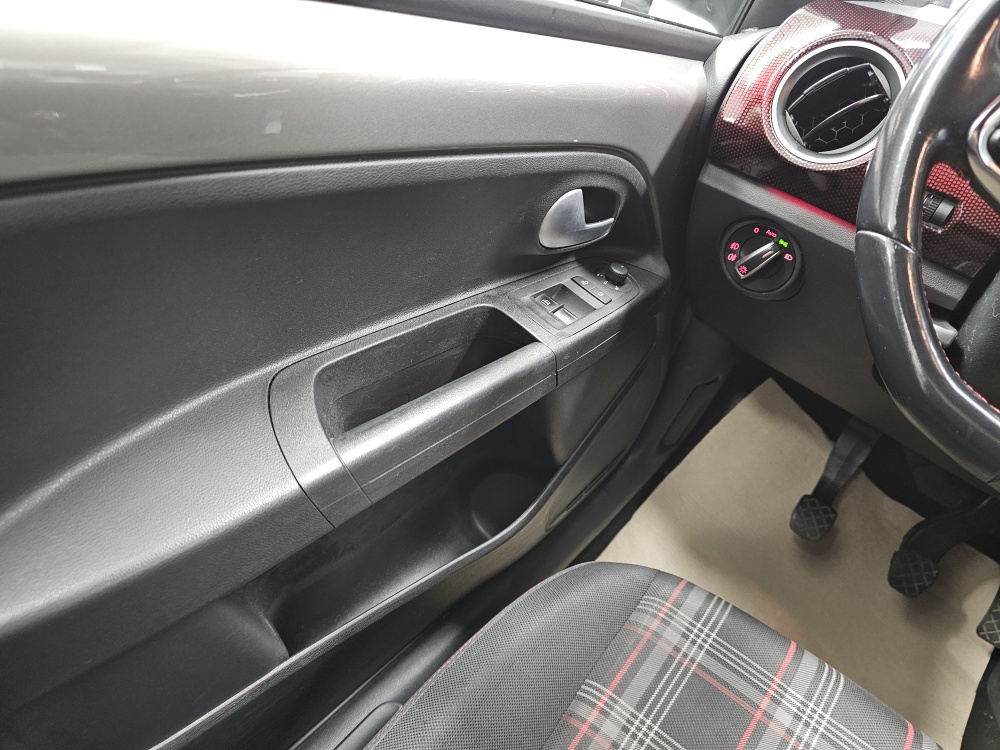 VW up!  bei Hoffmann Automobile in Wolfsburg kaufen und sofort mitnehmen - Bild 14