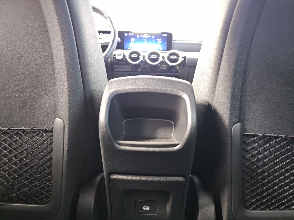 Mercedes-Benz A 180 bei Hoffmann Automobile in Wolfsburg kaufen und sofort mitnehmen - Bild 5