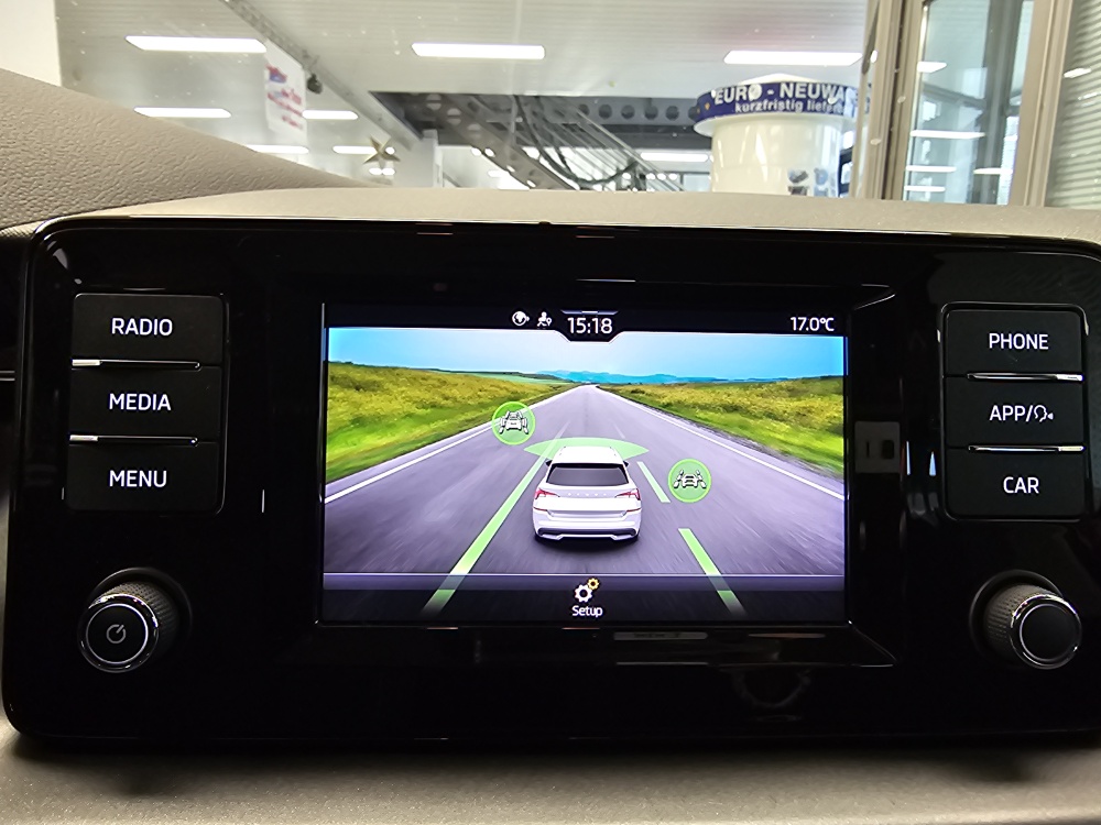 Skoda Kamiq  bei Hoffmann Automobile in Wolfsburg kaufen und sofort mitnehmen - Bild 14