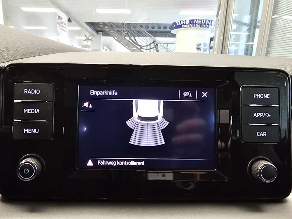 Skoda Kamiq  bei Hoffmann Automobile in Wolfsburg kaufen und sofort mitnehmen - Bild 15