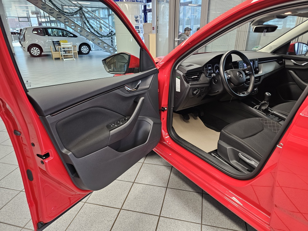 Skoda Kamiq  bei Hoffmann Automobile in Wolfsburg kaufen und sofort mitnehmen - Bild 22