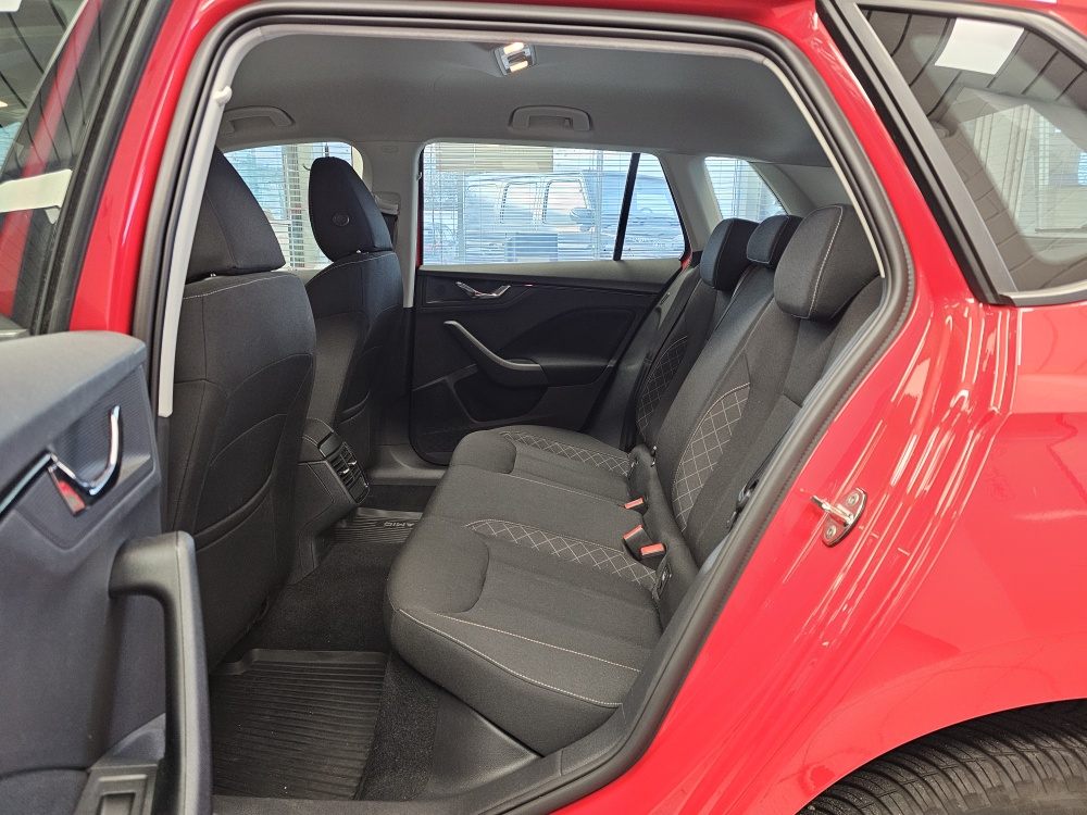 Skoda Kamiq  bei Hoffmann Automobile in Wolfsburg kaufen und sofort mitnehmen - Bild 6