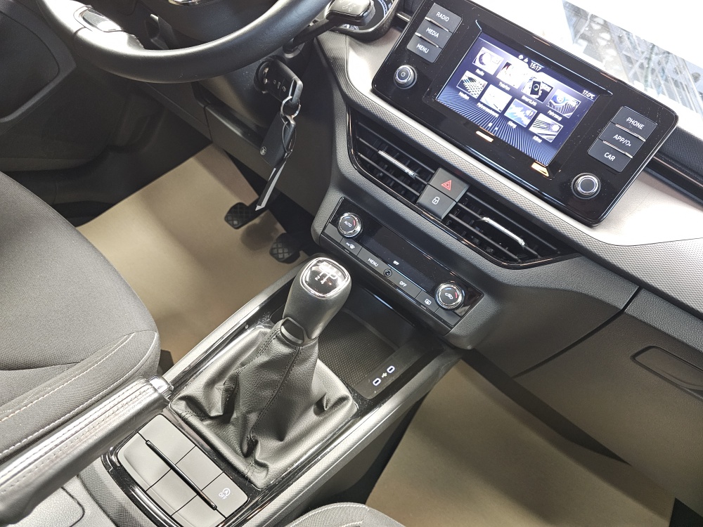 Skoda Kamiq  bei Hoffmann Automobile in Wolfsburg kaufen und sofort mitnehmen - Bild 8