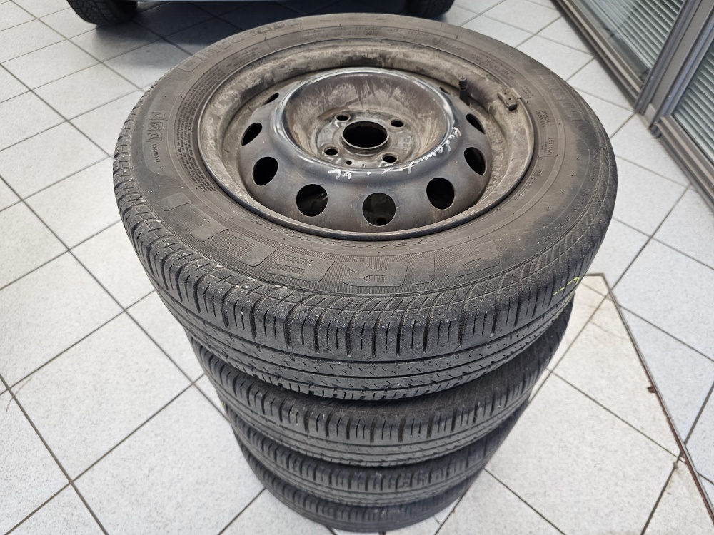 Hyundai i20  bei Hoffmann Automobile in Wolfsburg kaufen und sofort mitnehmen - Bild 3