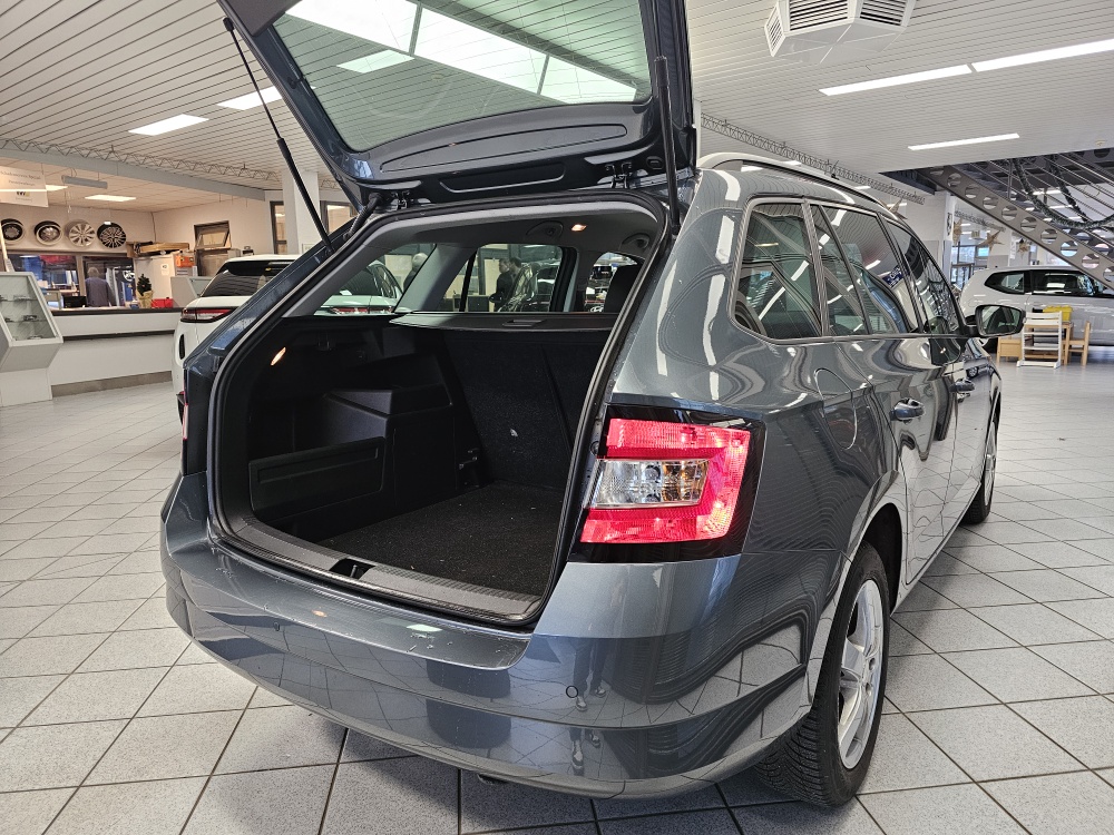 Skoda Fabia Combi  bei Hoffmann Automobile in Wolfsburg kaufen und sofort mitnehmen - Bild 2