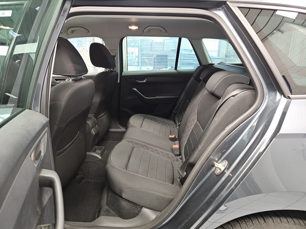 Skoda Fabia Combi  bei Hoffmann Automobile in Wolfsburg kaufen und sofort mitnehmen - Bild 6