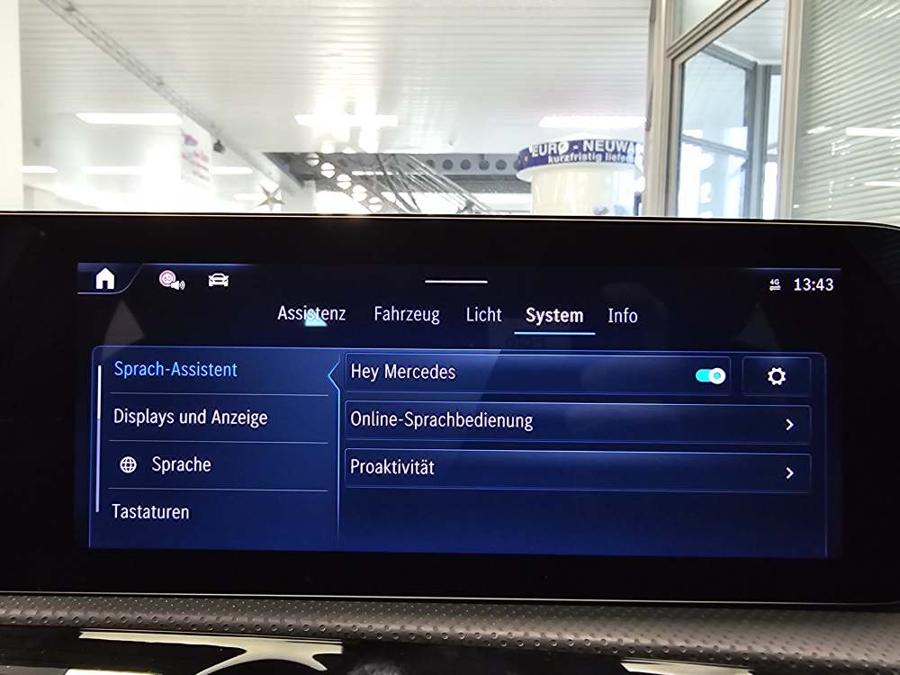 Mercedes-Benz A 180  bei Hoffmann Automobile in Wolfsburg kaufen und sofort mitnehmen - Bild 22