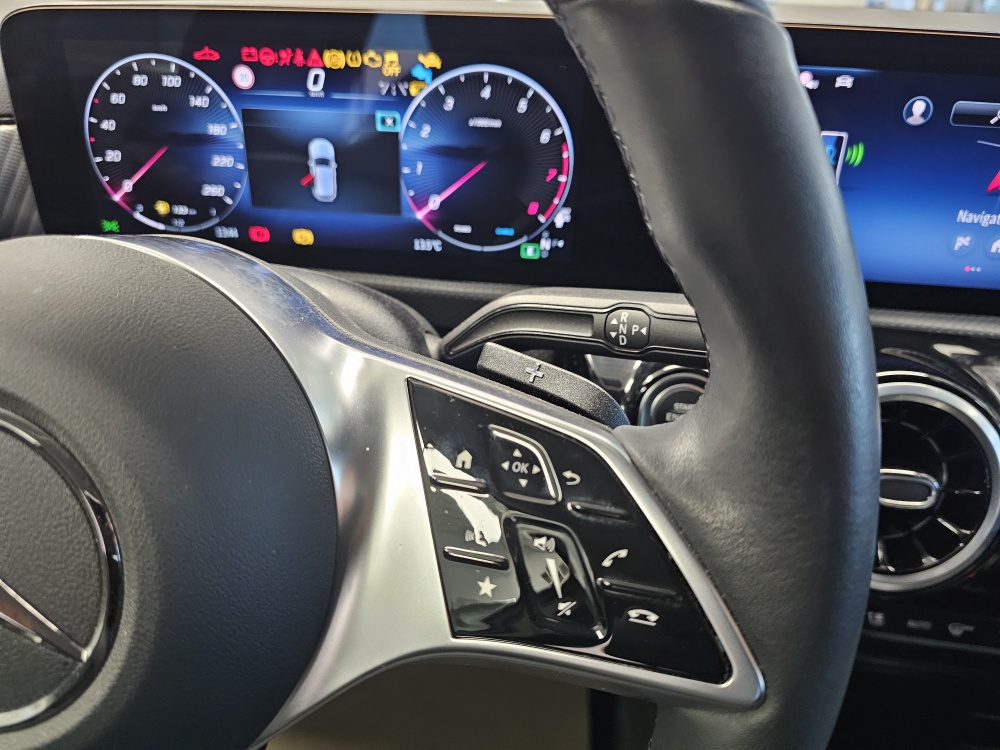 Mercedes-Benz A 180  bei Hoffmann Automobile in Wolfsburg kaufen und sofort mitnehmen - Bild 25