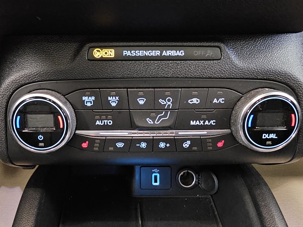 Ford Focus Turnier  bei Hoffmann Automobile in Wolfsburg kaufen und sofort mitnehmen - Bild 12