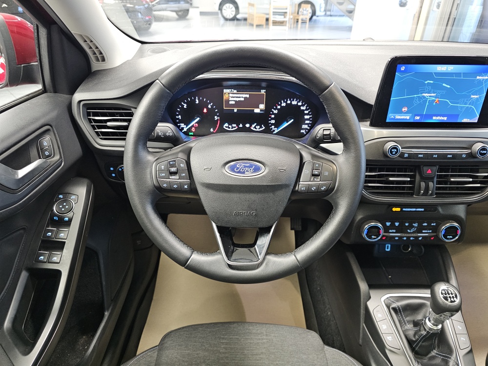 Ford Focus Turnier  bei Hoffmann Automobile in Wolfsburg kaufen und sofort mitnehmen - Bild 23