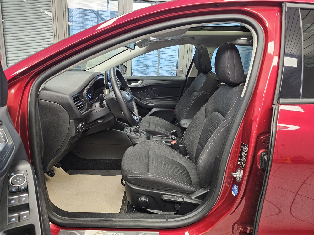 Ford Focus Turnier  bei Hoffmann Automobile in Wolfsburg kaufen und sofort mitnehmen - Bild 25