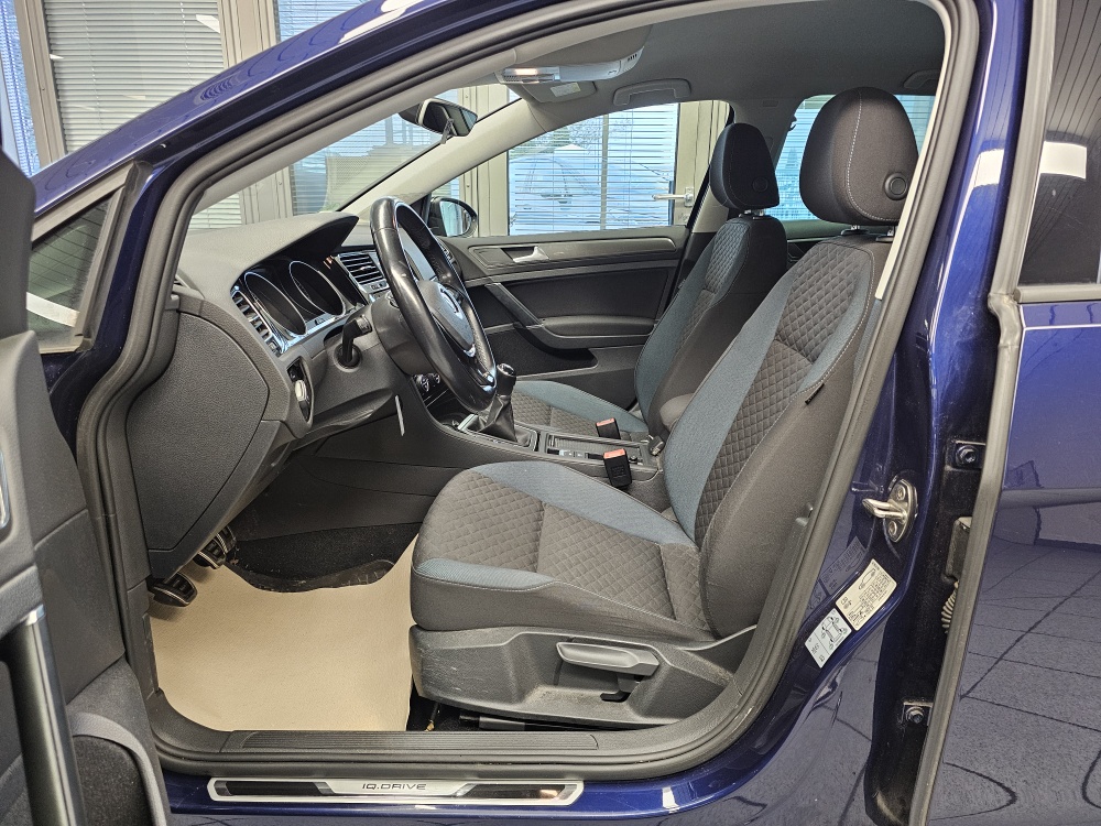 VW Golf  bei Hoffmann Automobile in Wolfsburg kaufen und sofort mitnehmen - Bild 19