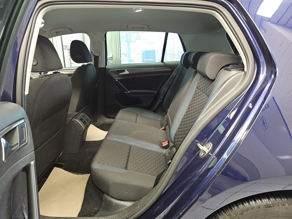 VW Golf  bei Hoffmann Automobile in Wolfsburg kaufen und sofort mitnehmen - Bild 4