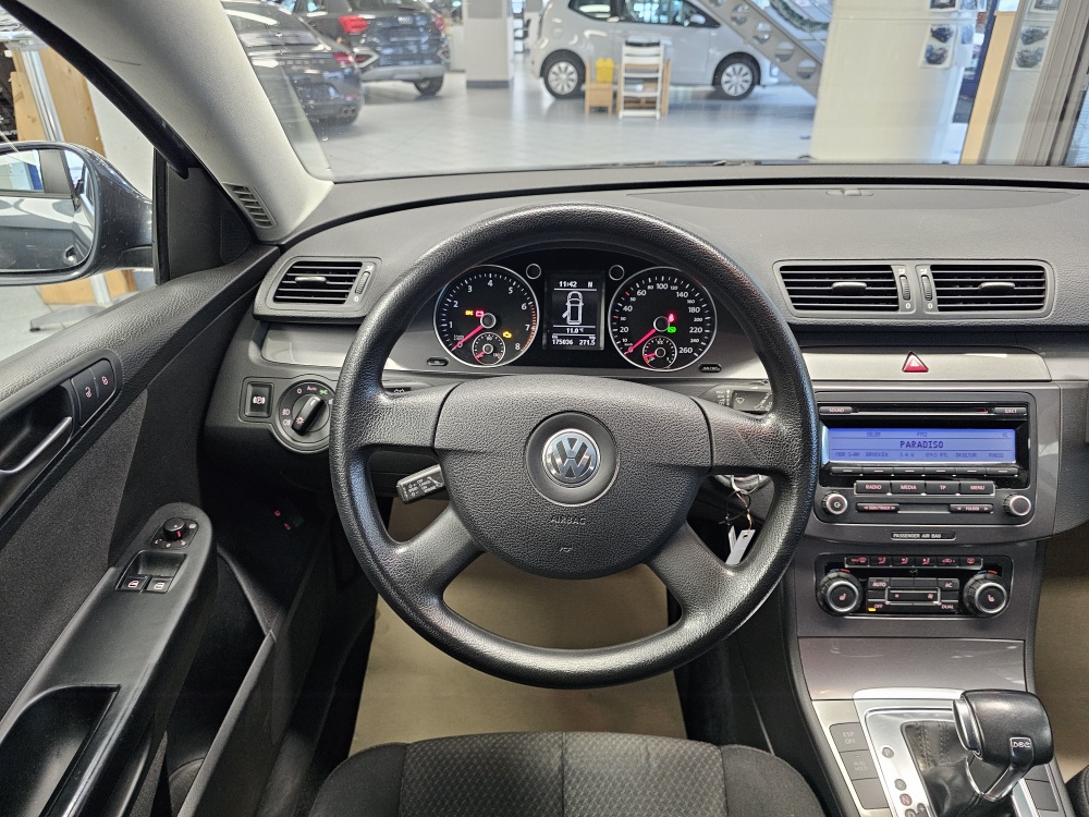 VW Passat Variant  bei Hoffmann Automobile in Wolfsburg kaufen und sofort mitnehmen - Bild 13