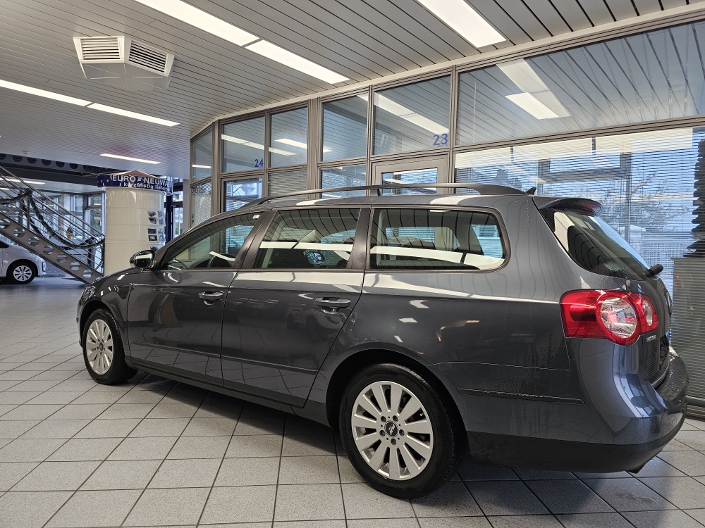 VW Passat Variant  bei Hoffmann Automobile in Wolfsburg kaufen und sofort mitnehmen - Bild 19
