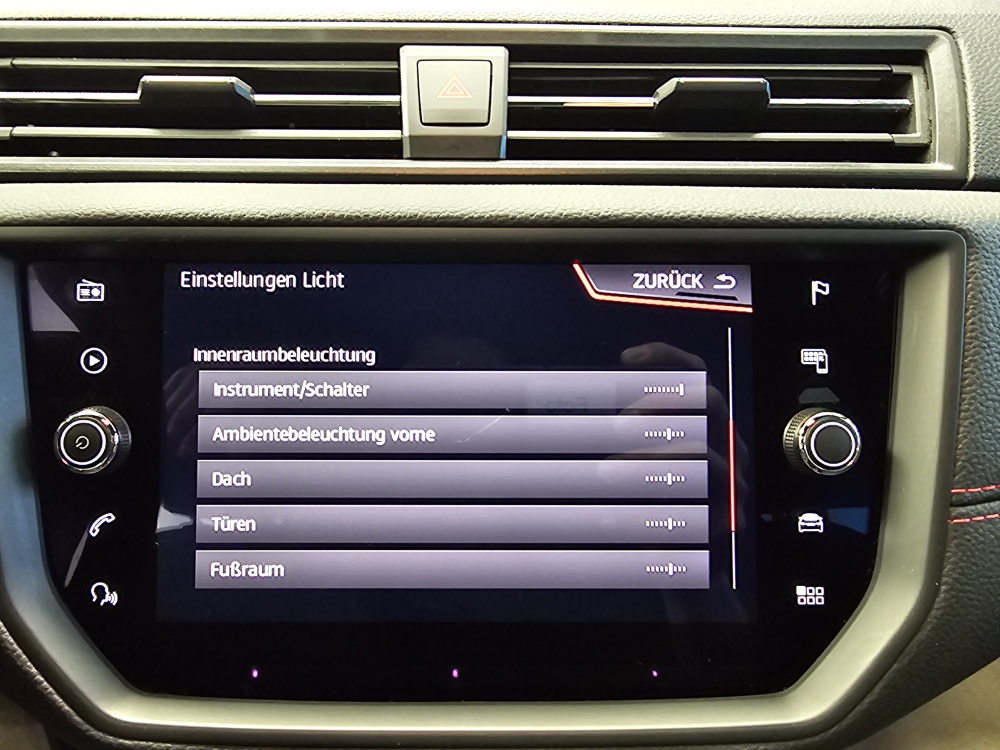 Seat Arona  bei Hoffmann Automobile in Wolfsburg kaufen und sofort mitnehmen - Bild 14